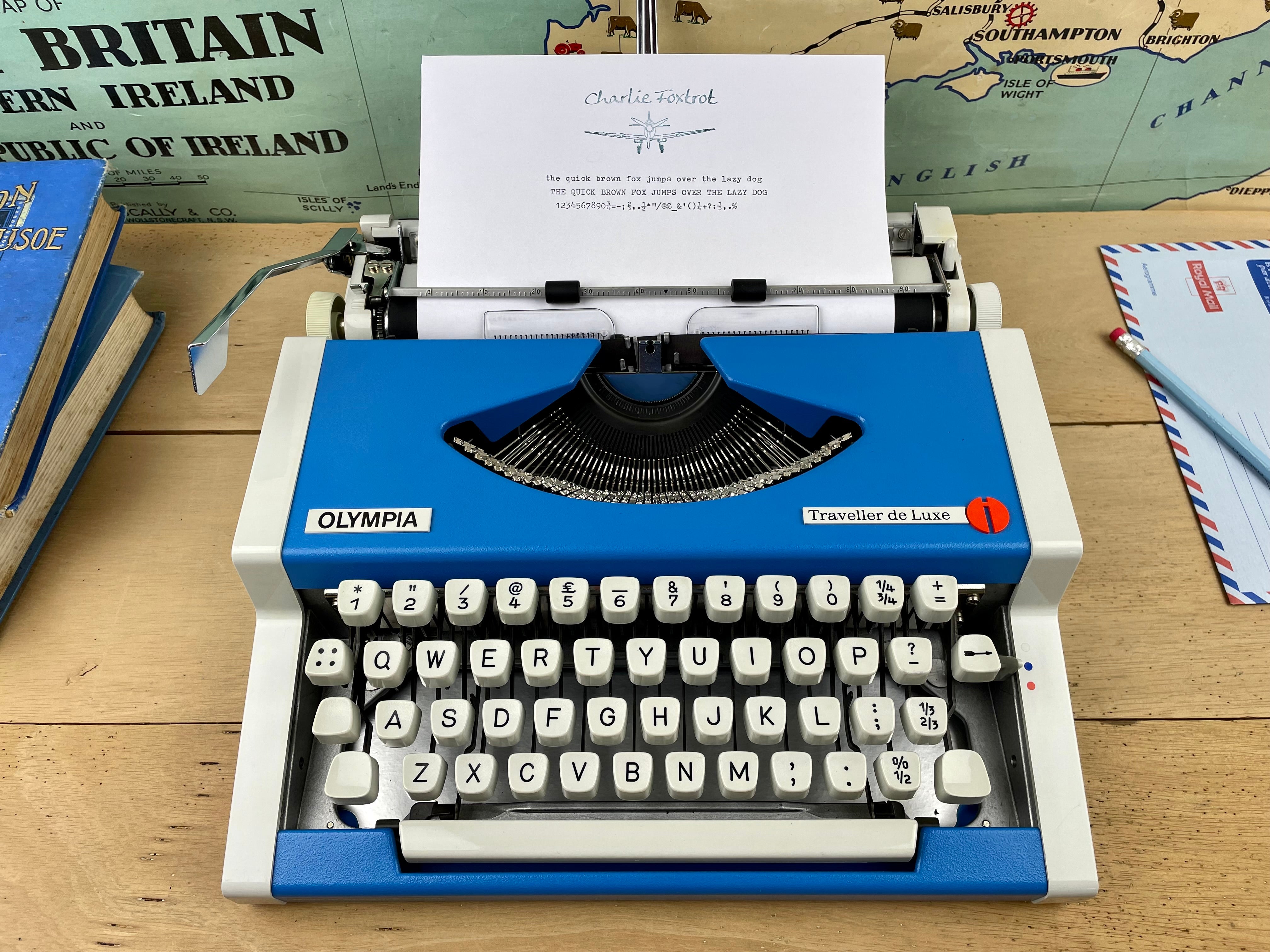 Typewriter , Olympia Traveller de Luxe – Charlie Foxtrot