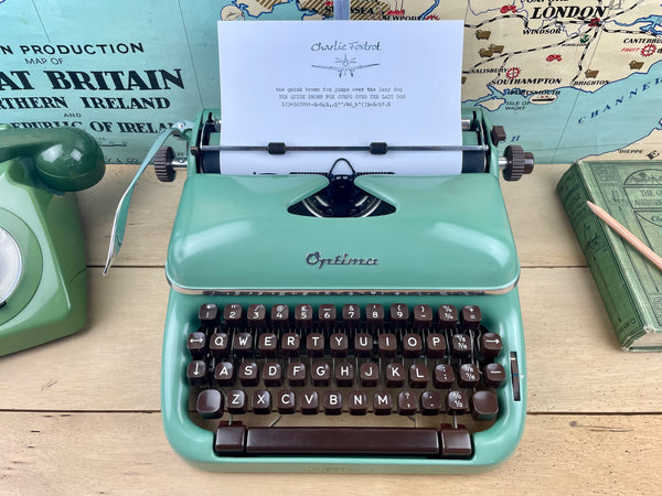 Optima Elite Typewriter