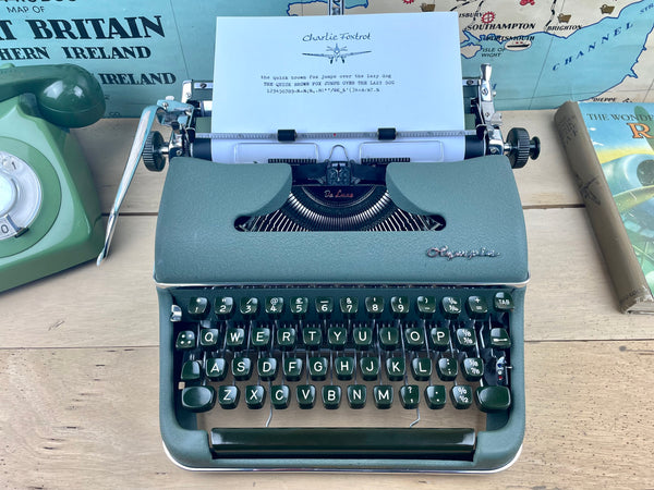 Olympia SM3 Typewriter - Pica