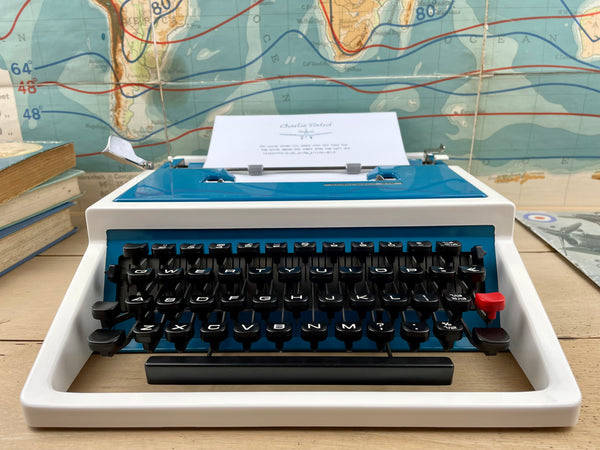 Typewriter, Underwood 315 - Blue