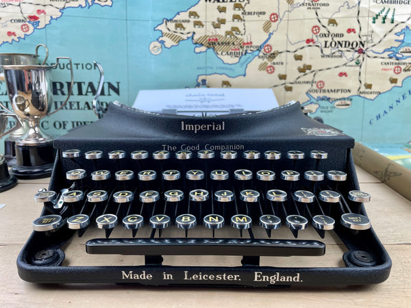 Typewriter, 1941 Imperial Good Companion No1