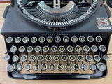 Typewriter, Imperial 1946 The Good Companion 1