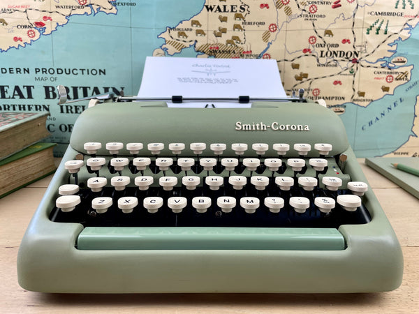 Typewriter, 1960 Smith Corona Clipper