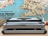 Typewriter, Olympia Traveller de Luxe S