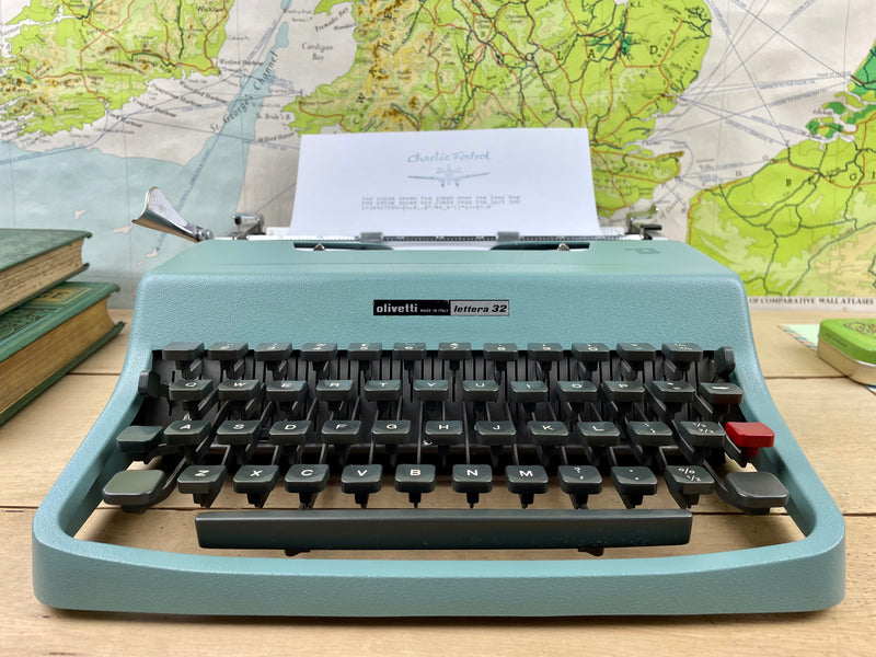 Typewriter, 1967 Olivetti Lettera 32