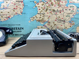 Typewriter, Olivetti Dora