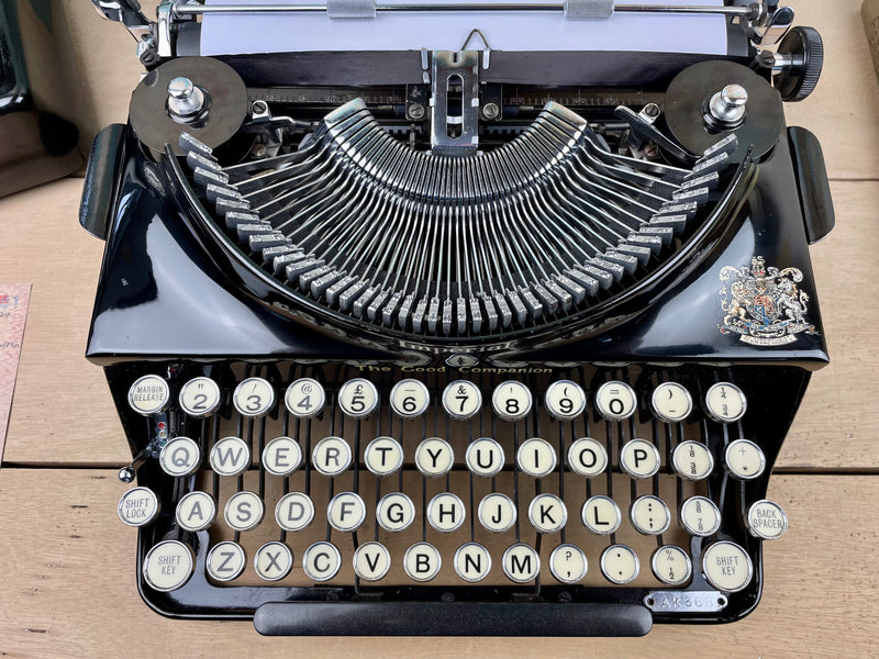 Typewriter, 1936 Imperial The Good Companion No 1