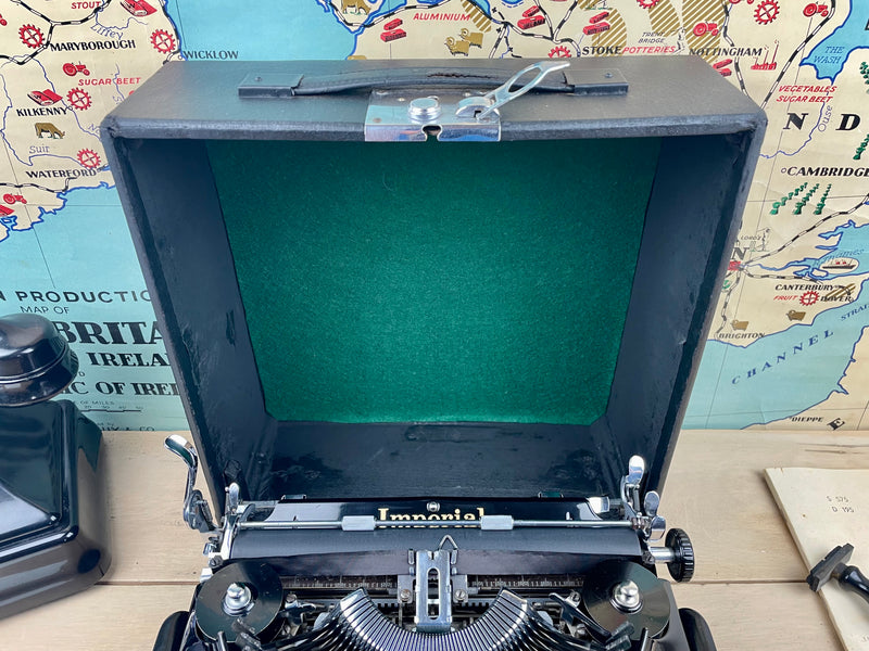 Typewriter, 1939 Imperial Good Companion No1 with Rare Green Keys