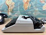 Typewriter, Silver Reed 100