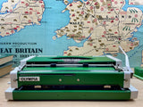 Typewriter, Rare Green Olympia Traveller de Luxe