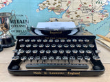 Typewriter, 1938 Imperial The Good Companion 1