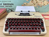 Typewriter, 1961 Olympia Splendid 33