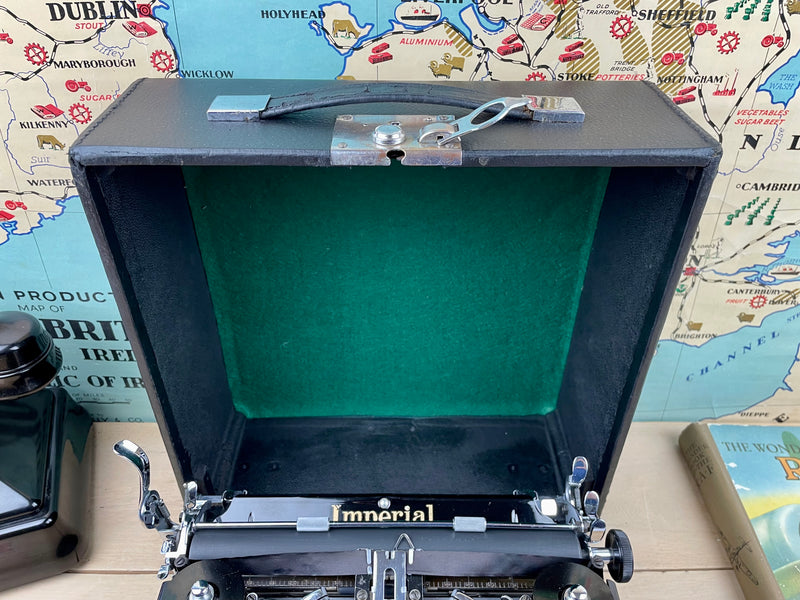 Typewriter, 1936 Imperial The Good Companion No 1