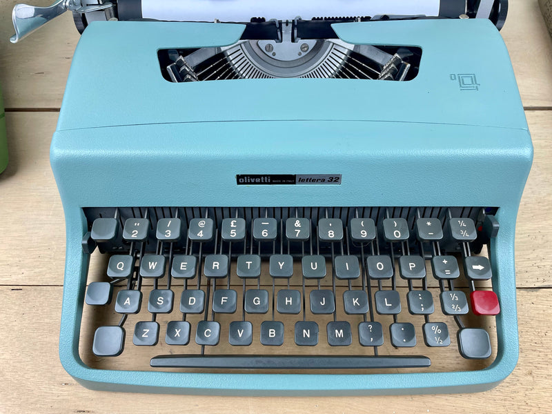 Typewriter, 1967 Olivetti Lettera 32