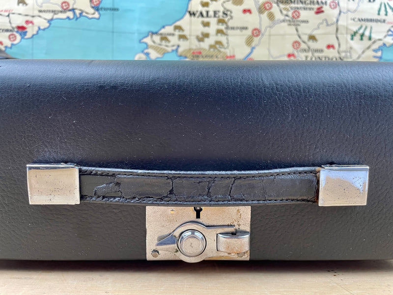 Typewriter, 1936 Imperial The Good Companion No 1