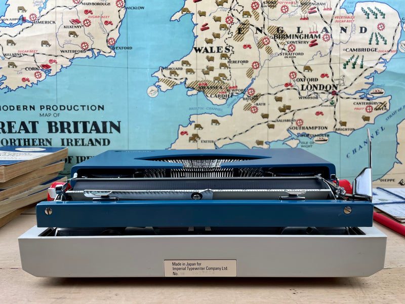 Typewriter, Imperial 220