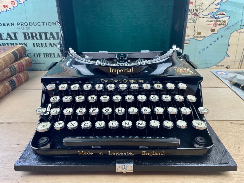 Typewriter, 1937 Imperial The Good Companion No 1