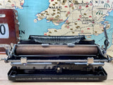 Typewriter, 1946 Imperial Good Companion No1