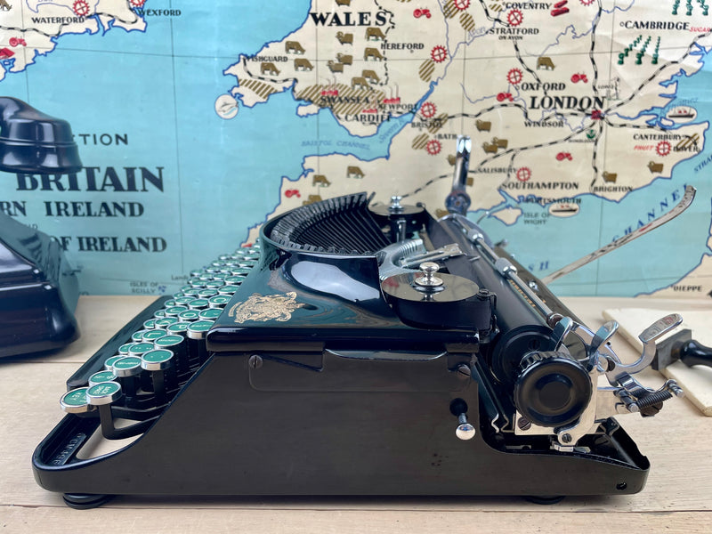 Typewriter, 1939 Imperial Good Companion No1 with Rare Green Keys