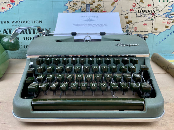 Typewriter, 1953 Olympia SM 2