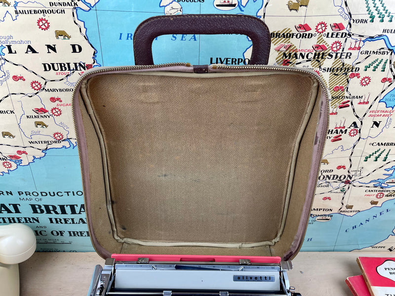 Typewriter, Rare 1960 Pink Olivetti 22
