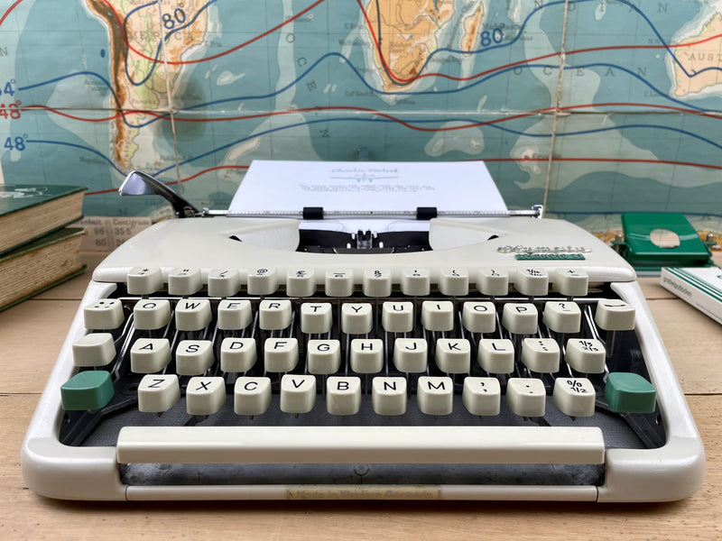 Typewriter, 1965 Olympia Splendid 33