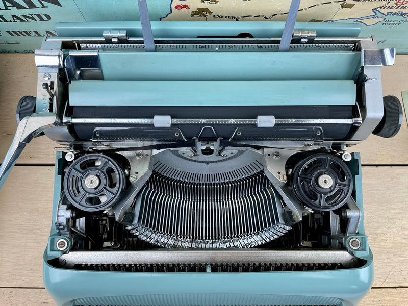 Typewriter, 1966 Olivetti Studio 44