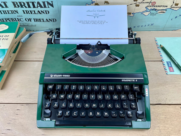 Typewriter, Silver Reed Silverette II - Green