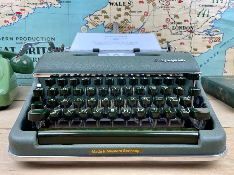 Typewriter, 1958 Olympia SM3