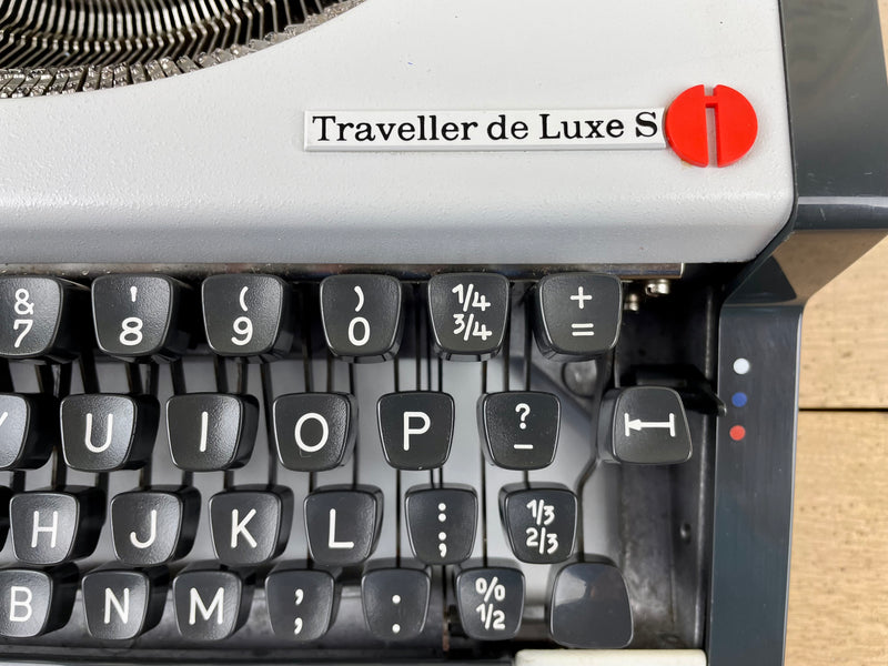 Typewriter, Olympia Traveller de Luxe S