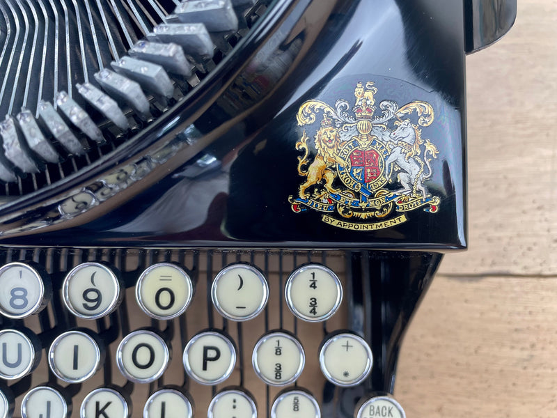Typewriter, 1937 Imperial The Good Companion No 1
