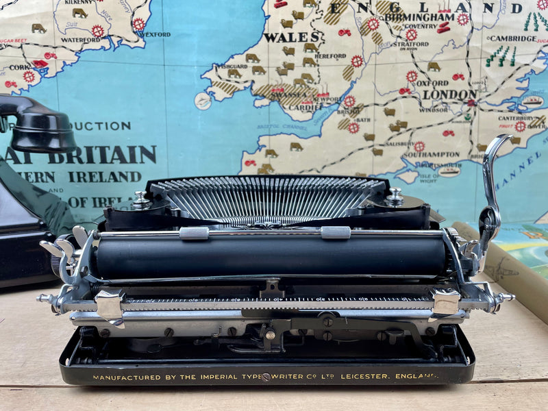 Typewriter, 1936 Imperial The Good Companion No 1