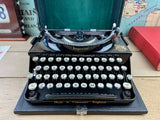 Typewriter, 1939 Imperial The Good Companion 1