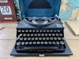Typewriter, 1946 Imperial Good Companion No1