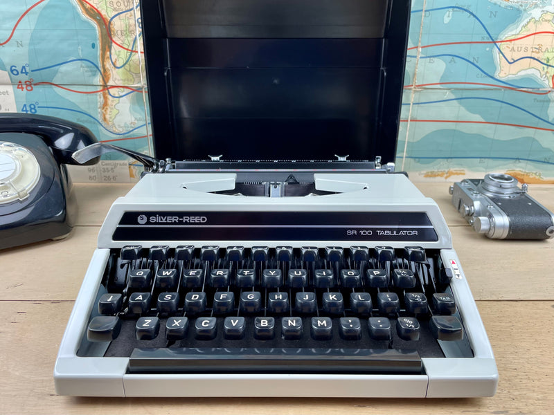 Typewriter, Silver Reed 100