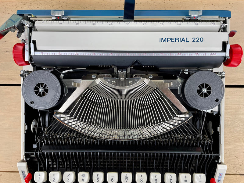 Typewriter, Imperial 220