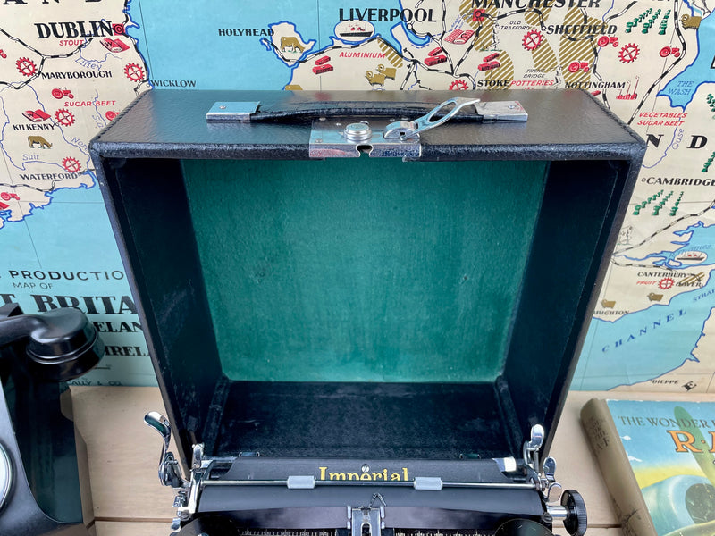 Typewriter, Imperial 1941 The Good Companion 1 with New Platen