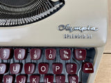 Typewriter, 1961 Olympia Splendid 33