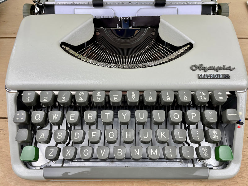 Typewriter, 1968 Olympia Splendid 66