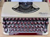 Typewriter, 1961 Olympia Splendid 33