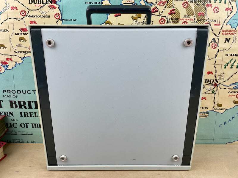 Typewriter, Olympia Traveller de Luxe