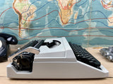 Typewriter, Silver Reed 100
