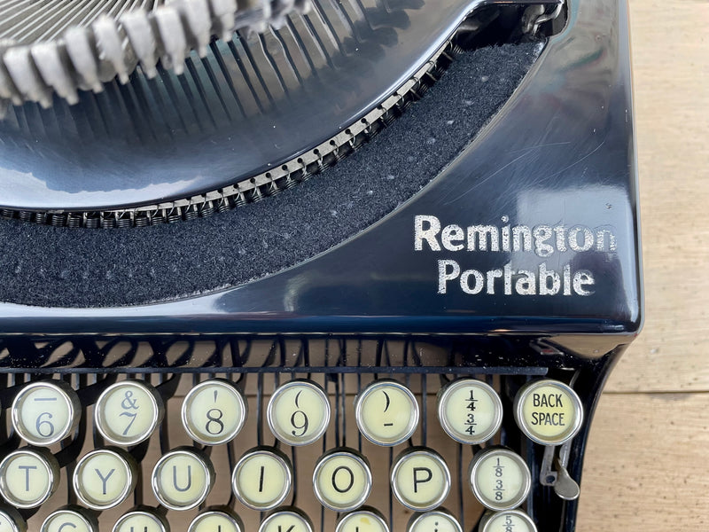 Typewriter, 1924 Remington Portable No 2