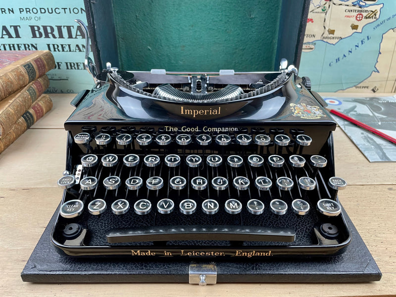 Typewriter, 1935 Imperial The Good Companion No 1