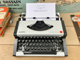 Olympia Traveller de Luxe Typewriter