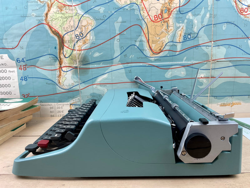 Typewriter, 1971 Olivetti Lettera 32