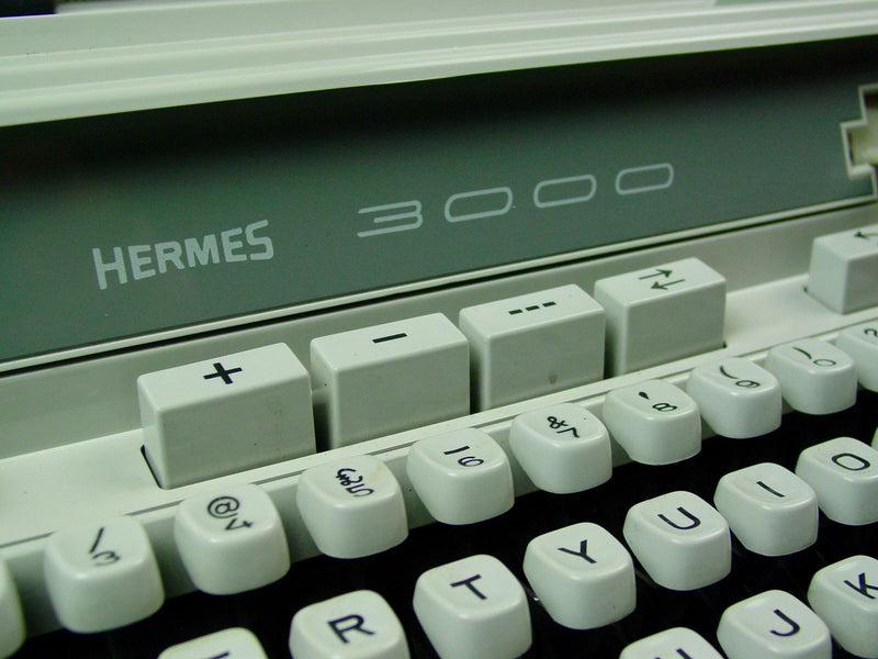 1974  Hermes 3000