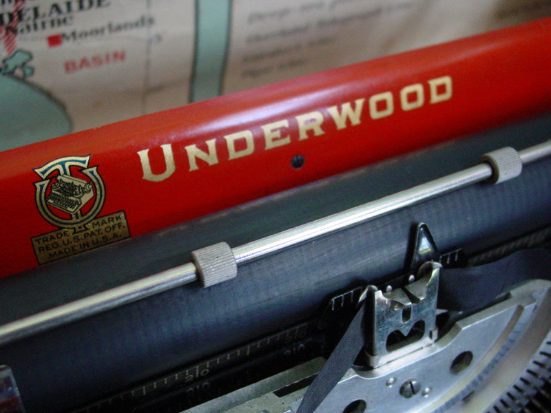 Rare Red 1930 Underwood Universal  Portable