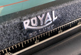 1938 Royal De Luxe Portable