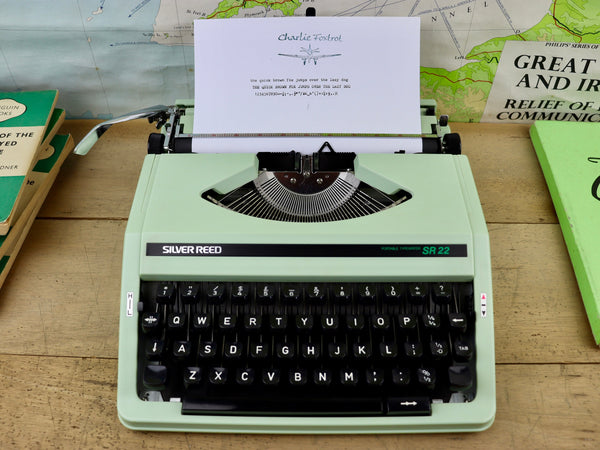 Silver reed Typewriter